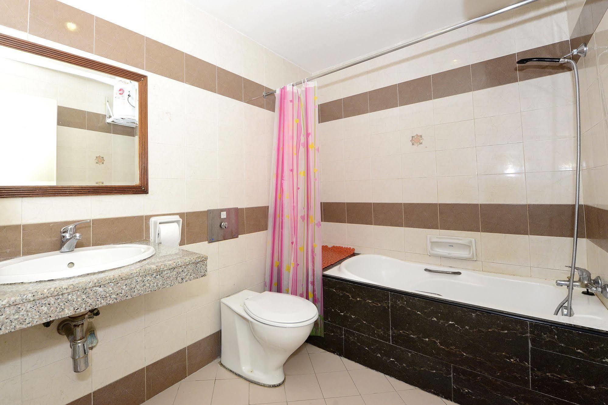 סינגפור Oyo 106 Beach Hotel מראה חיצוני תמונה